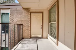 3824 Cibolo Dr, Fort Worth, TX 76133 - Photo 3