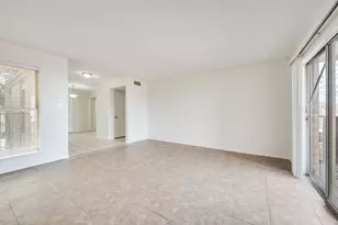 3824 Cibolo Dr, Fort Worth, TX 76133 - Photo 9