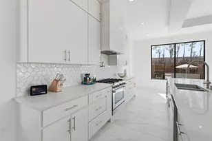 11907 Quincy Ln, Dallas, TX 75230 - Photo 11