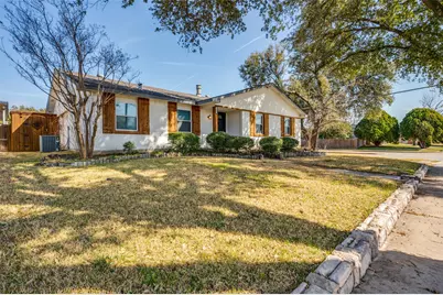 2043 Chatsworth Road, Carrollton, TX 75007 - Photo 25