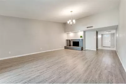 2043 Chatsworth Road, Carrollton, TX 75007 - Photo 11