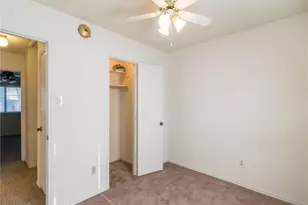 2121 Country Oaks Dr, Garland, TX 75040 - Photo 15