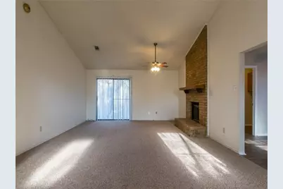 2121 Country Oaks Drive, Garland, TX 75040 - Photo 5