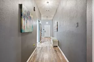 609 Oak Hollow Trail, Saginaw, TX 76179 - Photo 7