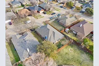 609 Oak Hollow Trail, Saginaw, TX 76179 - Photo 35