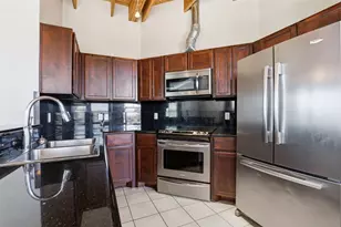 928 Lipscomb St, Fort Worth, TX 76104 - Photo 5