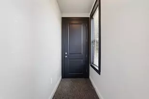 928 Lipscomb St, Fort Worth, TX 76104 - Photo 3