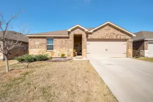 841 Glover Dr, Aubrey, TX 76227 - Photo 1