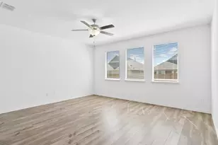 2525 Starwater Dr, Fort Worth, TX 76179 - Photo 9