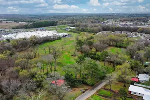 504 Wood St, Athens, TX 75751 - Photo 1