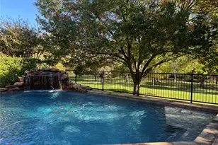 4735 Stonehollow Way, Dallas, TX 75287 - Photo 37