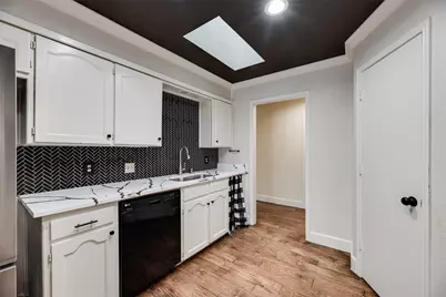 219 Indian Creek Drive, Trophy Club, TX 76262 - Photo 15