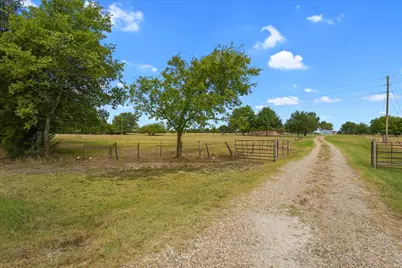 4154 County Road 4120, Bonham, TX 75418 - Photo 23