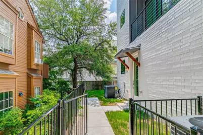 6028 Lewis Street #203, Dallas, TX 75206 - Photo 5