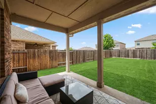 424 Winchester Dr, Celina, TX 75009 - Photo 33