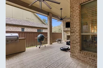 2115 N Hill Drive, Irving, TX 75038 - Photo 11