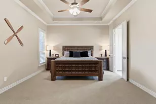 2115 N Hill Dr, Irving, TX 75038 - Photo 19