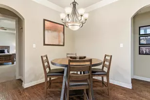 2115 N Hill Dr, Irving, TX 75038 - Photo 25