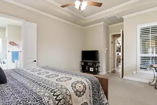 2115 N Hill Dr, Irving, TX 75038 - Photo 23