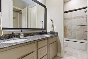 2115 N Hill Dr, Irving, TX 75038 - Photo 37