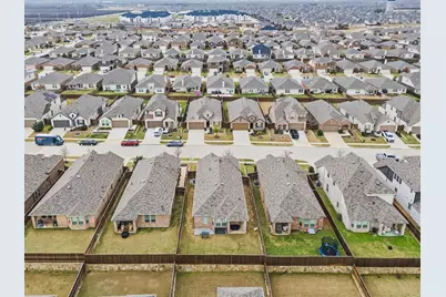 1829 Coronet Avenue, Aubrey, TX 76227 - Photo 31