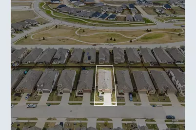 1829 Coronet Avenue, Aubrey, TX 76227 - Photo 35