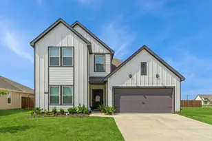 822 Amelia Ct, Pilot Point, TX 76258 - Photo 1