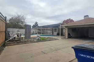 3102 Aspen Dr, Carrollton, TX 75007 - Photo 31