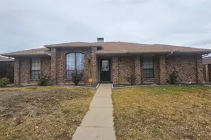 3102 Aspen Dr, Carrollton, TX 75007 - Photo 1