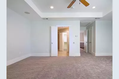 2606 Shelby Avenue #303, Dallas, TX 75219 - Photo 15