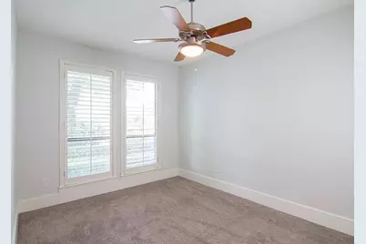 2606 Shelby Avenue #303, Dallas, TX 75219 - Photo 17