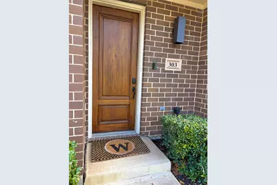 2606 Shelby Avenue #303, Dallas, TX 75219 - Photo 5