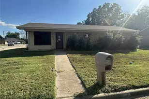 1009 Camp St, Sulphur Springs, TX 75482 - Photo 1
