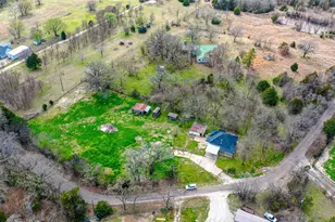 382 Co Rd 3102, Greenville, TX 75402 - Photo 29