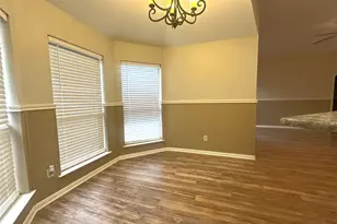 813 Irene St, Burleson, TX 76028 - Photo 15