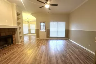 813 Irene St, Burleson, TX 76028 - Photo 11