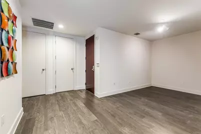 1505 Elm Street #204, Dallas, TX 75201 - Photo 5