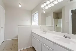 1017 Caleb St, Burleson, TX 76028 - Photo 29