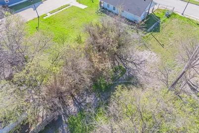 1054 Bransford Street, Fort Worth, TX 76104 - Photo 3