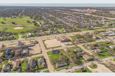 1054 Bransford Street, Fort Worth, TX 76104 - Photo 15