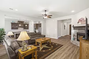 421 Evening Fire Dr, Waxahachie, TX 75167 - Photo 17