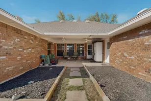 1110 Shady Oak Trail, Mansfield, TX 76063 - Photo 25