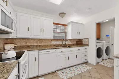 1110 Shady Oak Trail, Mansfield, TX 76063 - Photo 9