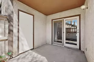 2106 Rainbow Dr, Arlington, TX 76011 - Photo 25