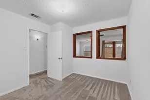 2106 Rainbow Dr, Arlington, TX 76011 - Photo 19