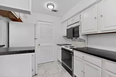 2106 Rainbow Drive #4212, Arlington, TX 76011 - Photo 7