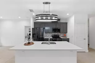 3826 Aransas St, Dallas, TX 75212 - Photo 11