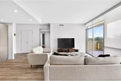 6211 Northwest Highway #400, Dallas, TX 75225 - Photo 3