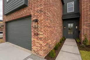 3041 Valentine St, Dallas, TX 75215 - Photo 3