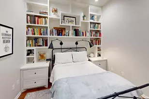 330 Austin Ave, Waco, TX 76701 - Photo 9